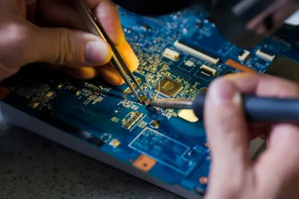 Ce faci daca laptopul nu mai porneste?