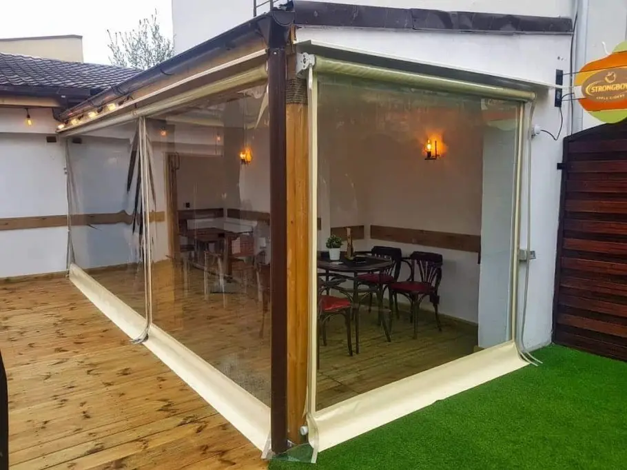 Inchideri terase cu folie transparenta